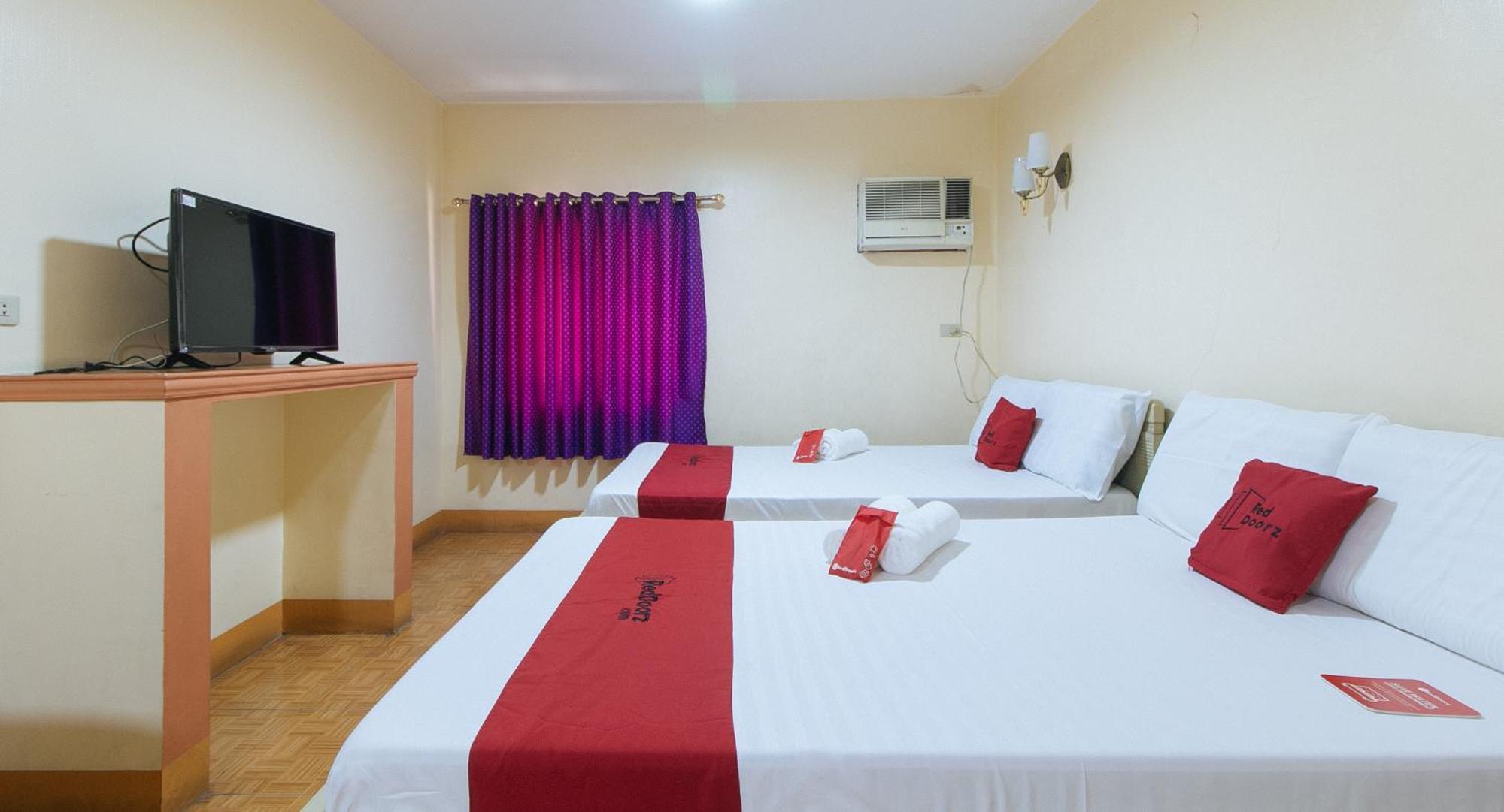 Reddoorz @ Golden Victory Hotel Mabalacat Pampanga ภายนอก รูปภาพ