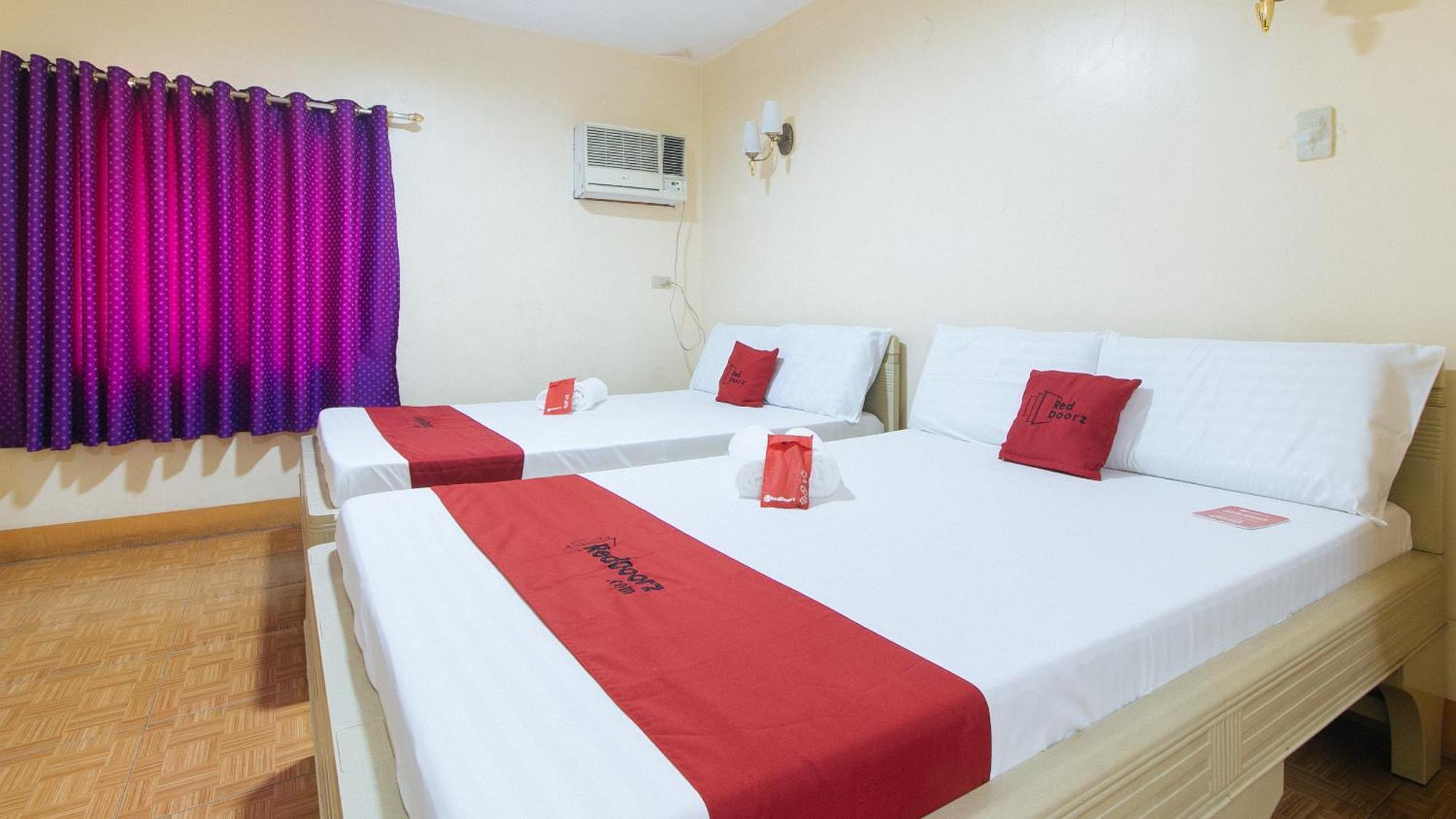 Reddoorz @ Golden Victory Hotel Mabalacat Pampanga ภายนอก รูปภาพ